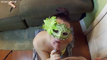 Мою попку используют, а потом я отсасываю член дочиста