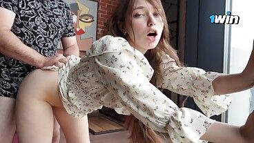 Наедине со сводной сестрой, что она творит - Deluxe_Bitch