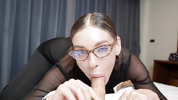 Трахнул мачеху своей подружки