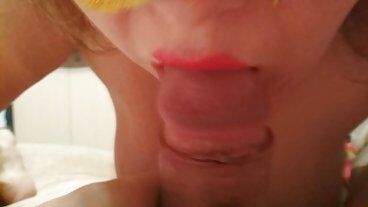 Лучшее место для твоего члена - между моими губами