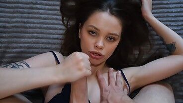 Кончи мне на лицо! Крупный план. Секс с другом на камеру